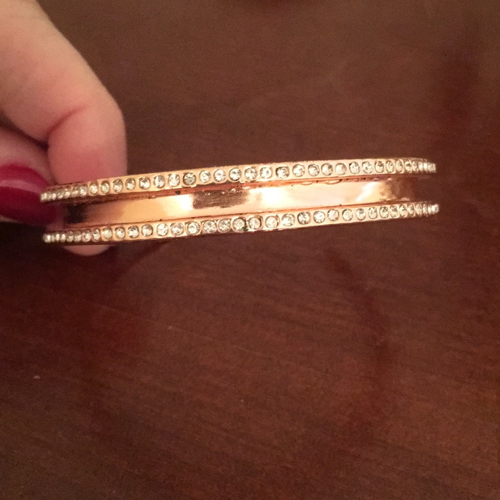 Hair tie bracelet